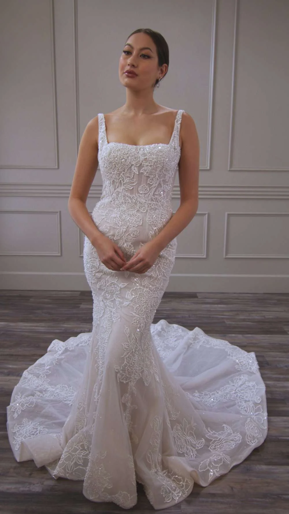 Elizabeth Lee Sherri wedding dress – front view | Mon Amie Bridal Salon