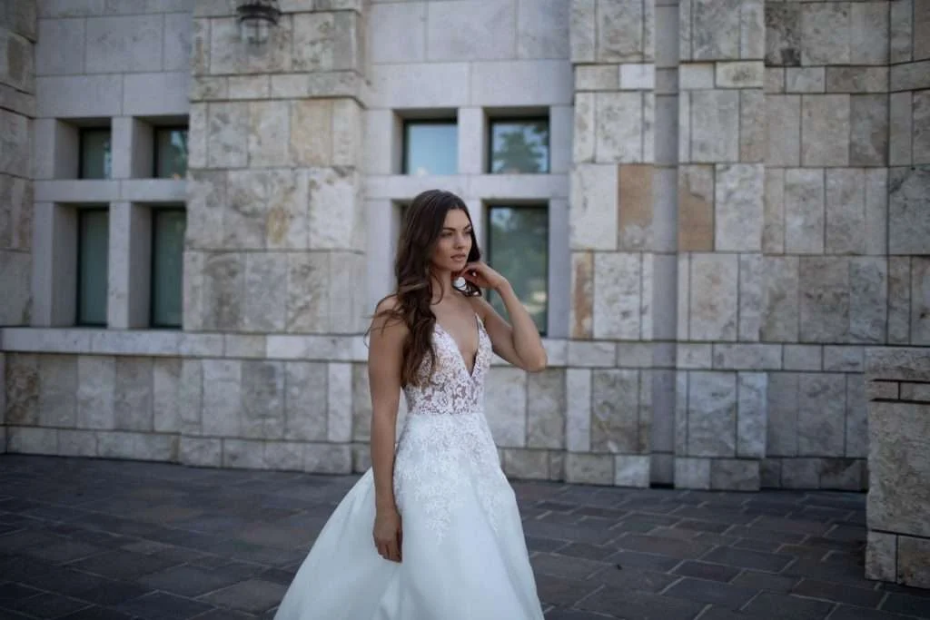 Erin Cole Demi wedding dress – view 3 | Mon Amie Bridal Salon